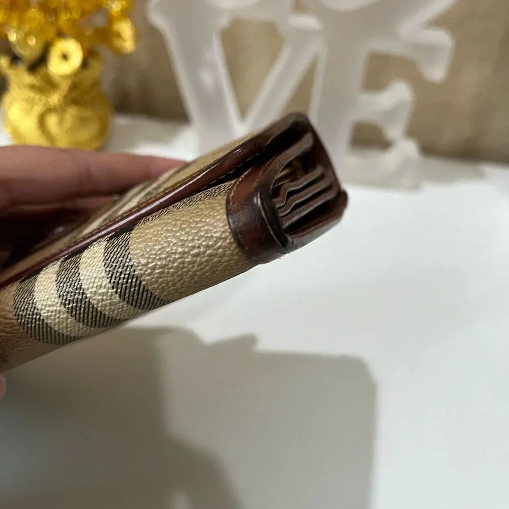 Burberrys Vintage Bifold Wallet
